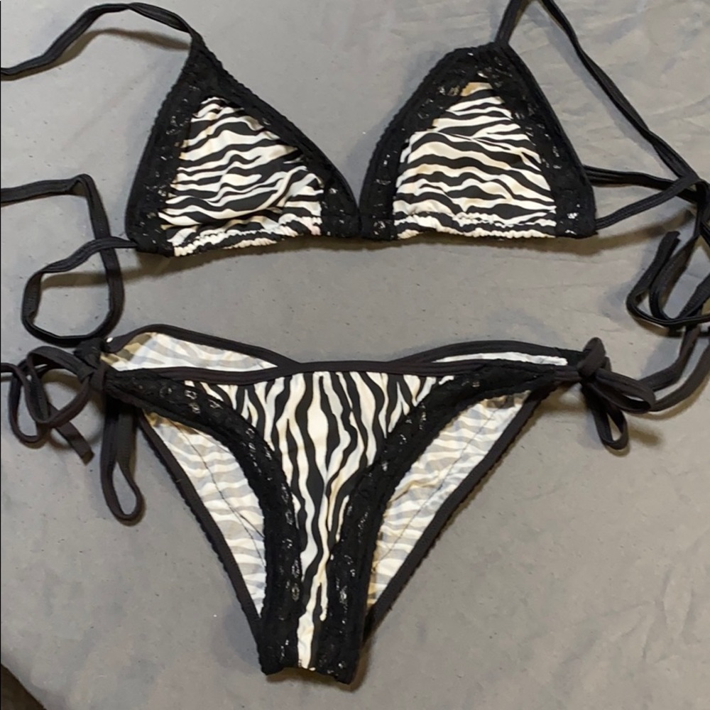 Sexy little bikini.  Sz sm/med
